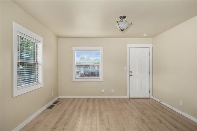 2323 E Rich Ave, Spokane, WA 99207