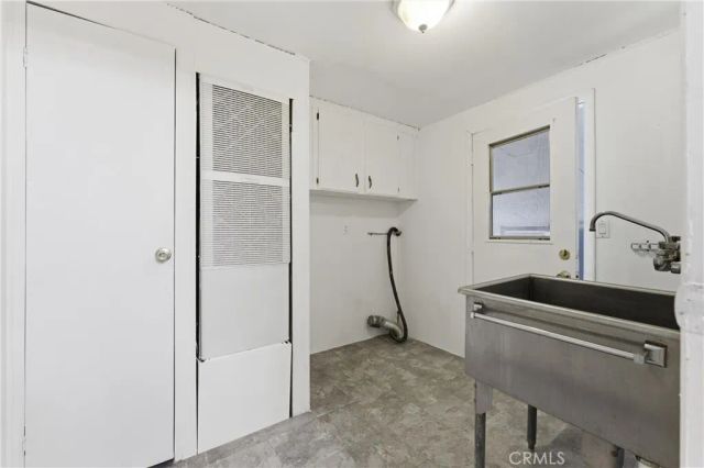 43300 43rd West, Lancaster, CA 93536