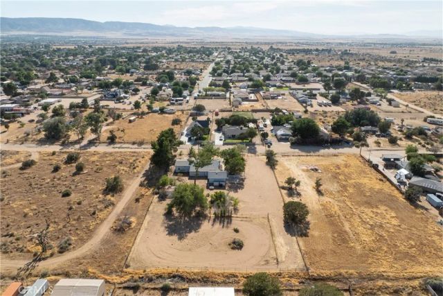 43300 43rd West, Lancaster, CA 93536