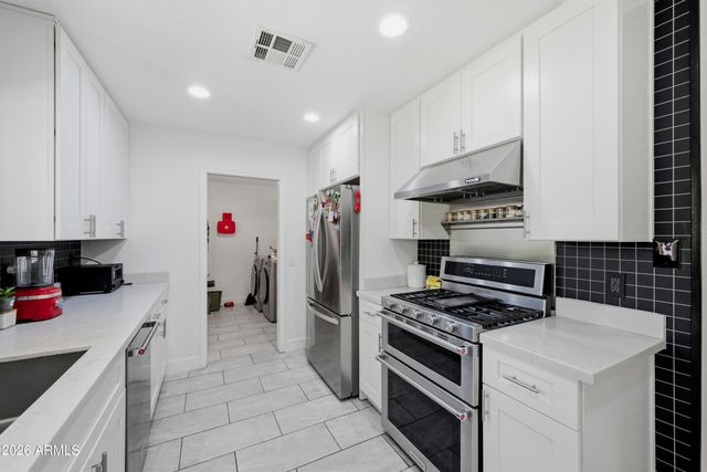 8354 E VIA DE DORADO --, Scottsdale, AZ 85258