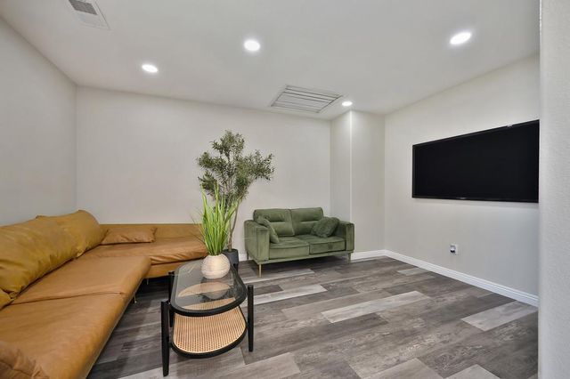 1440 Claridge Ct, Olivehurst, CA 95961