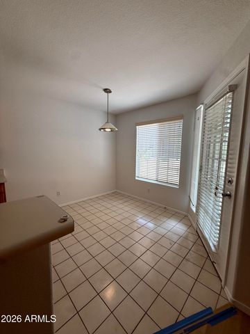 255 S KYRENE Road 140, Chandler, AZ 85226