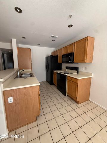 255 S KYRENE Road 140, Chandler, AZ 85226
