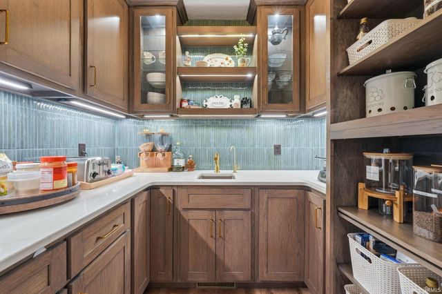 6095 Andor Pass, Fort Wayne, IN 46845