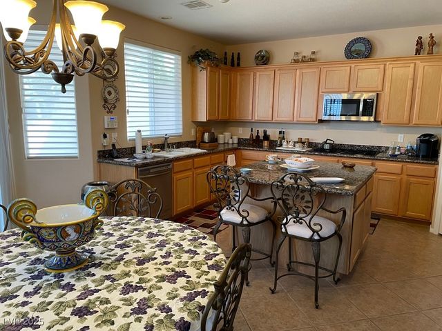 170 Arches Court, Henderson, NV 89012