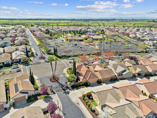 4101 Hovnanian Dr, Sacramento, CA 95834
