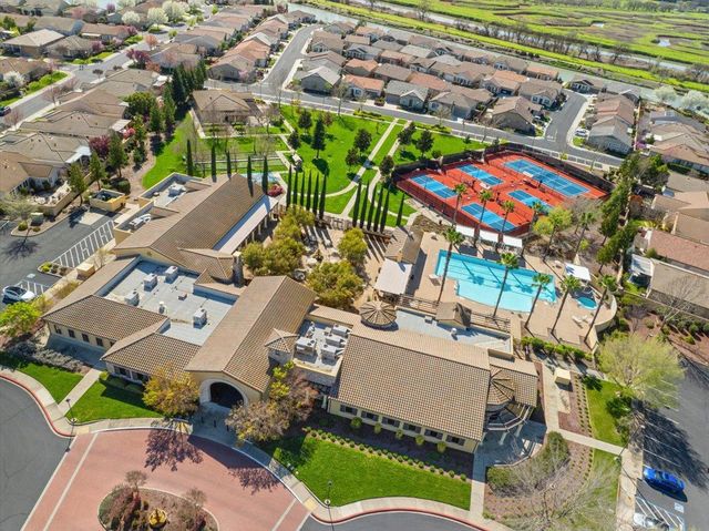 4101 Hovnanian Dr, Sacramento, CA 95834