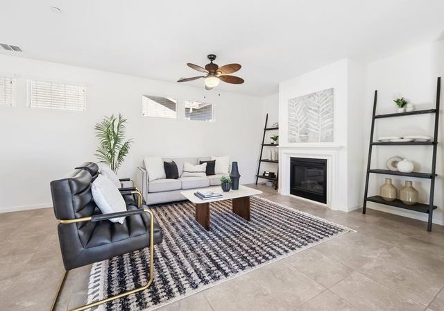 4101 Hovnanian Dr, Sacramento, CA 95834