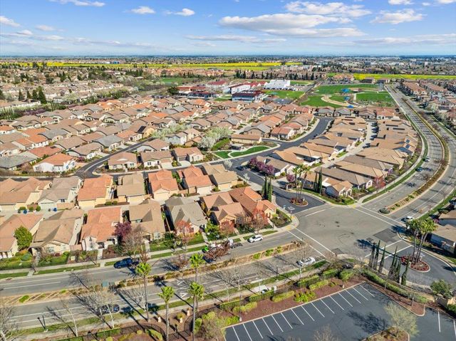 4101 Hovnanian Dr, Sacramento, CA 95834