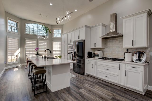 3406 E Douglas Drive, Vincennes, IN 47591