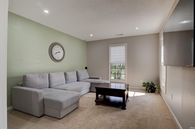 3406 E Douglas Drive, Vincennes, IN 47591