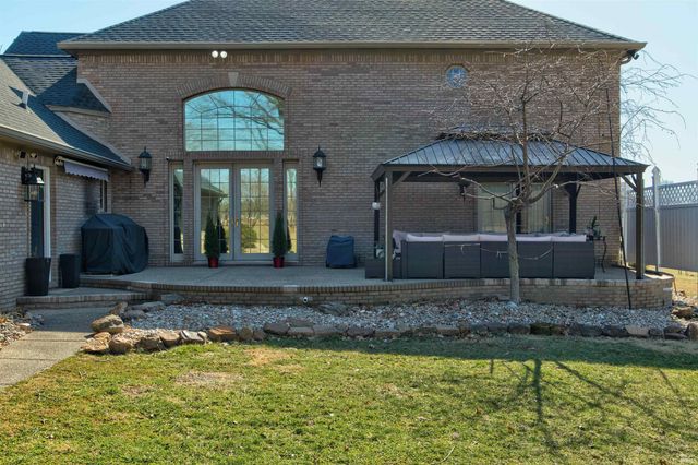 3406 E Douglas Drive, Vincennes, IN 47591