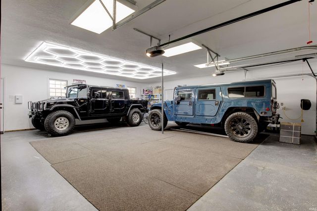 3406 E Douglas Drive, Vincennes, IN 47591