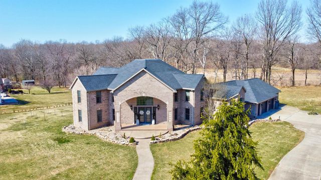 3406 E Douglas Drive, Vincennes, IN 47591