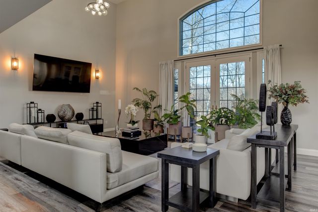 3406 E Douglas Drive, Vincennes, IN 47591