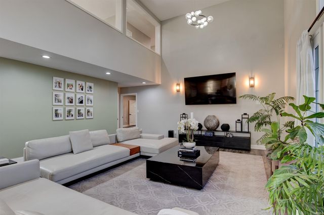 3406 E Douglas Drive, Vincennes, IN 47591