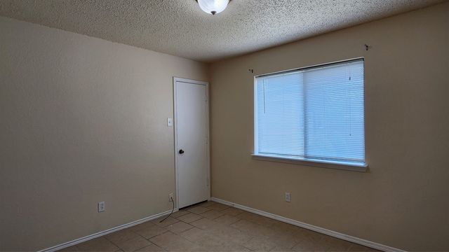 4534 Beaus Way, Garland, TX 75043