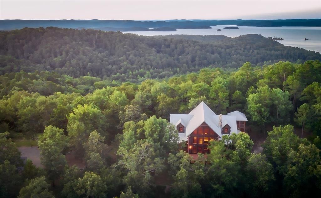 Image 1 of property listing at 145 Lake Bluff Lane, Broken Bow, OK 74728