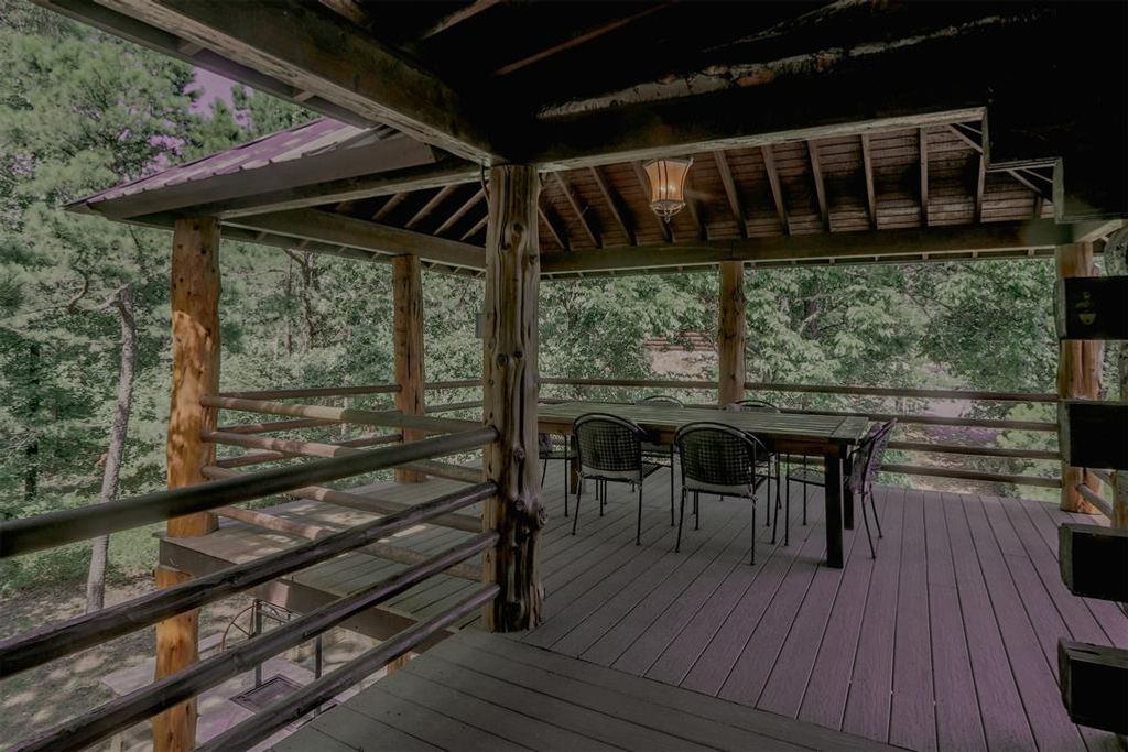 Image 30 of property listing at 145 Lake Bluff Lane, Broken Bow, OK 74728