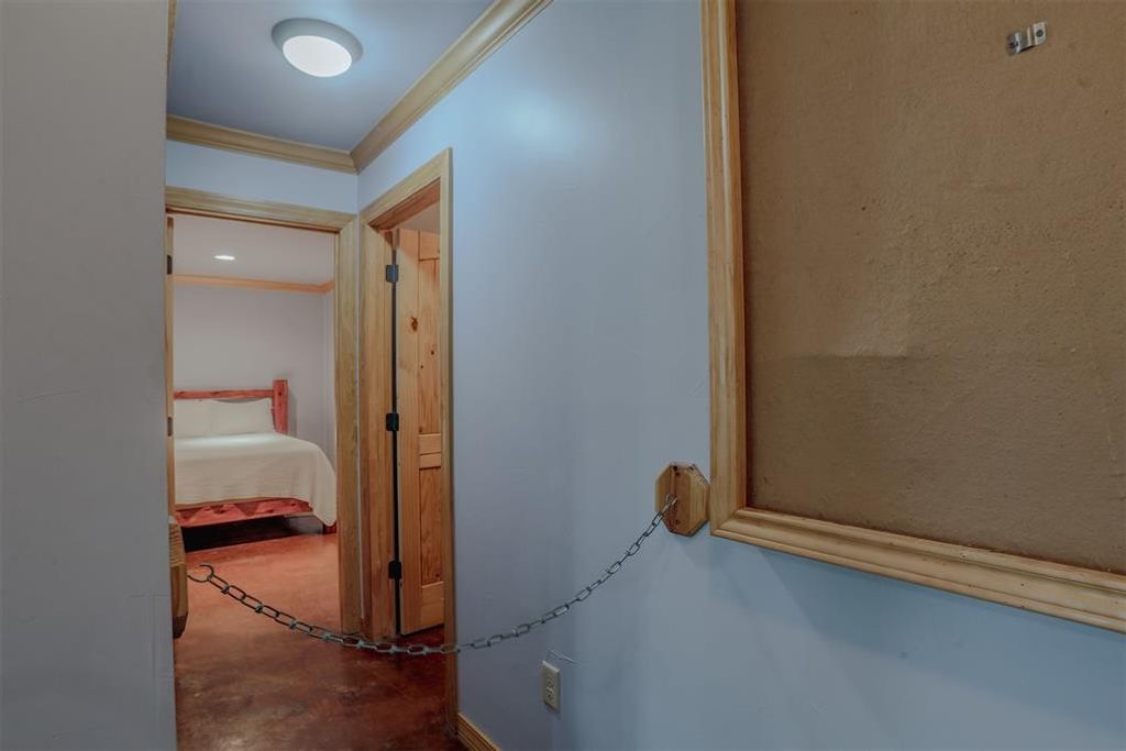 Image 33 of property listing at 145 Lake Bluff Lane, Broken Bow, OK 74728