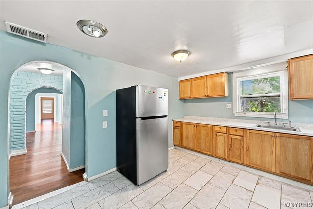 397 East Street, Buffalo, NY 14207