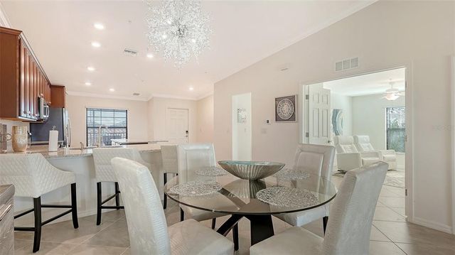 5710 PALMER CIRCLE 201, Bradenton, FL 34211