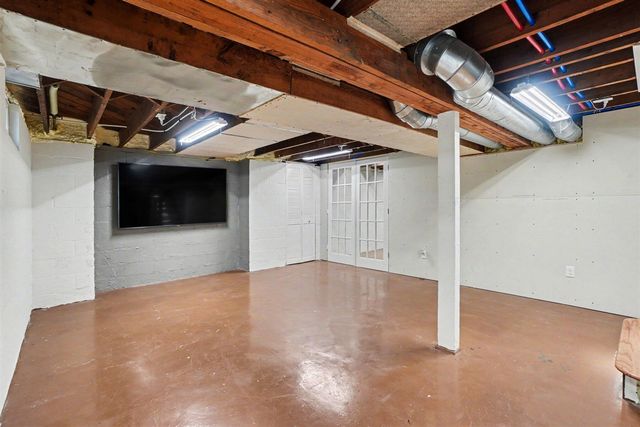 59 E 35th Street, Holland, MI 49423