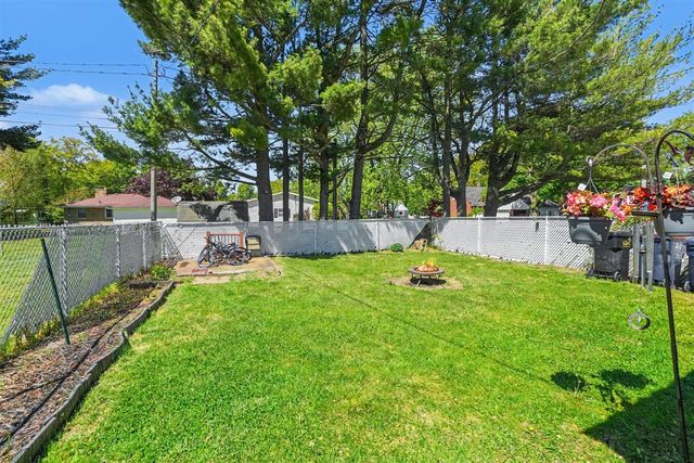 59 E 35th Street, Holland, MI 49423