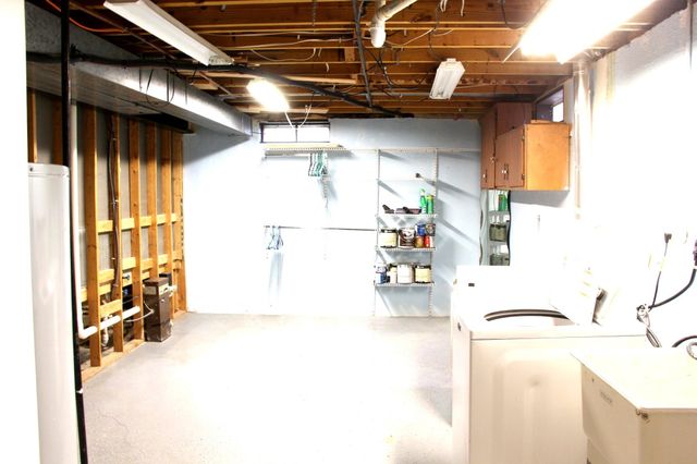 43592 Champlain Court, Canton Twp, MI 48188