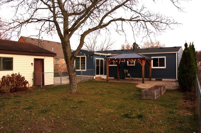 43592 Champlain Court, Canton Twp, MI 48188