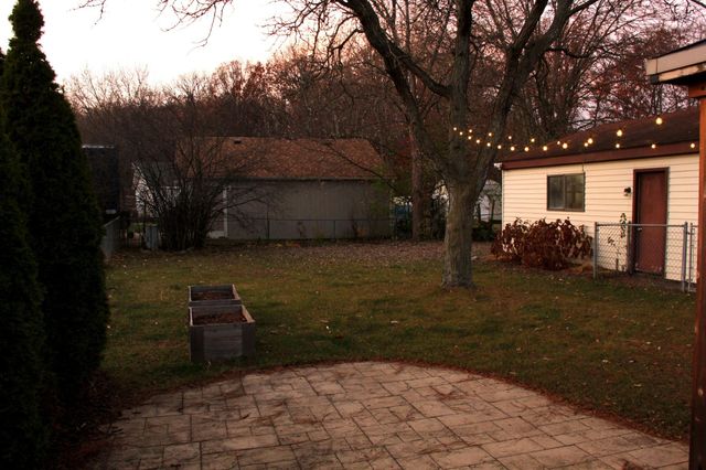 43592 Champlain Court, Canton Twp, MI 48188