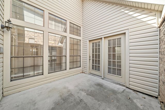 1205 Olde Towne Drive, Irving, TX 75061