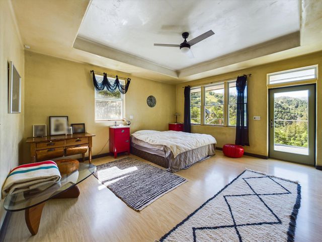 1934 S Face Lane, Garberville, CA 95542