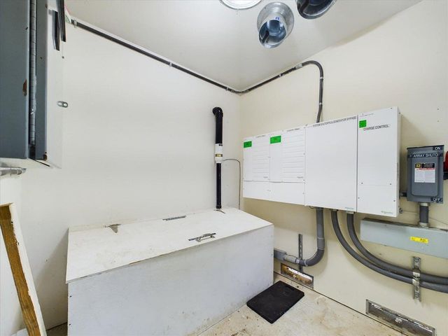 1934 S Face Lane, Garberville, CA 95542