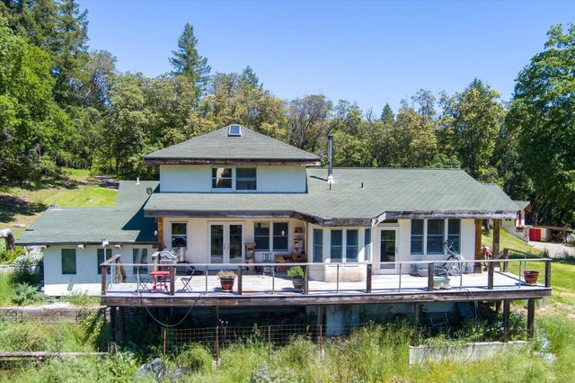 1934 S Face Lane, Garberville, CA 95542