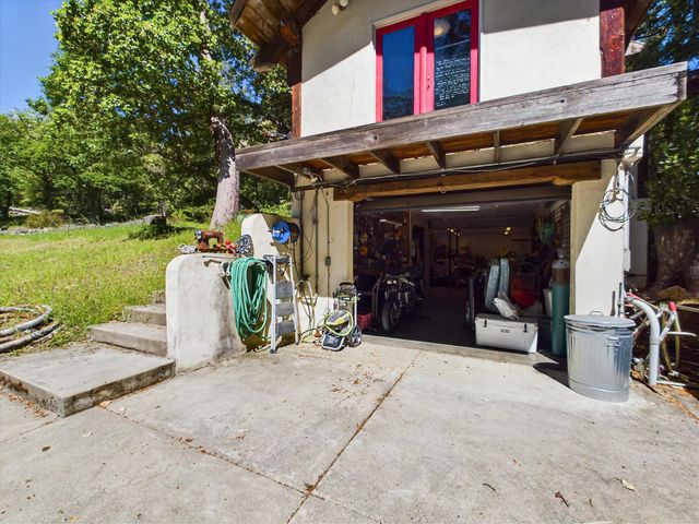 1934 S Face Lane, Garberville, CA 95542