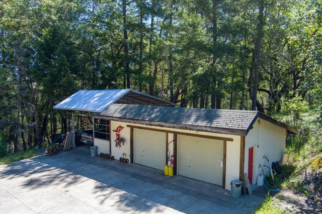 1934 S Face Lane, Garberville, CA 95542