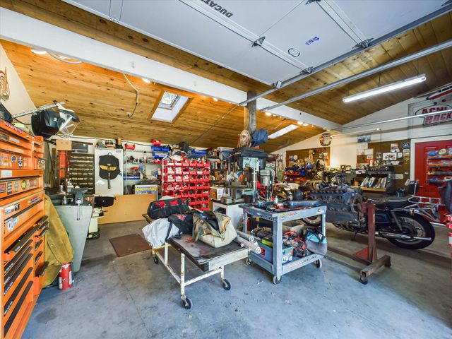 1934 S Face Lane, Garberville, CA 95542