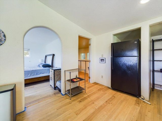 1934 S Face Lane, Garberville, CA 95542