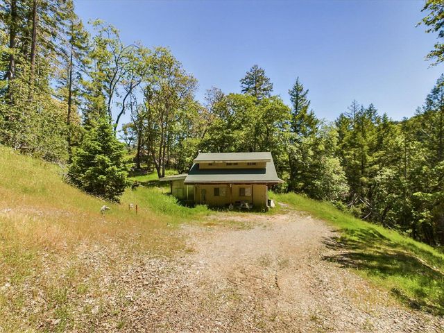 1934 S Face Lane, Garberville, CA 95542