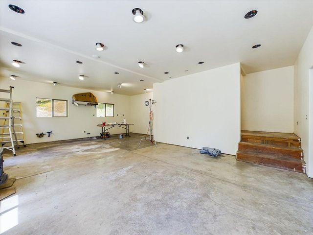 1934 S Face Lane, Garberville, CA 95542