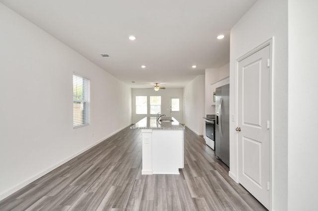 13427 Harrow Park Lane, Houston, TX 77049