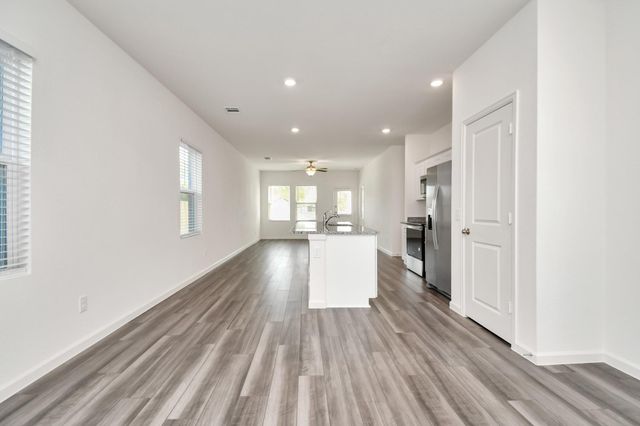 13427 Harrow Park Lane, Houston, TX 77049