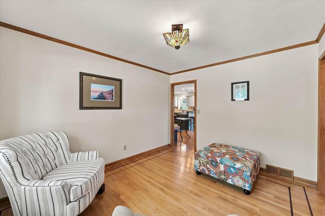 258 Clover LANE, Fredonia, WI 53021