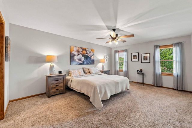 258 Clover LANE, Fredonia, WI 53021