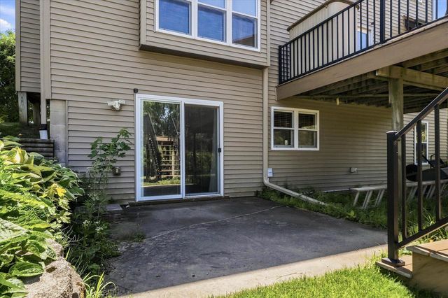 258 Clover LANE, Fredonia, WI 53021