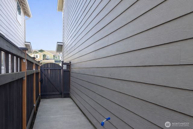 9028 Buttercup Street SE, Tumwater, WA 98501