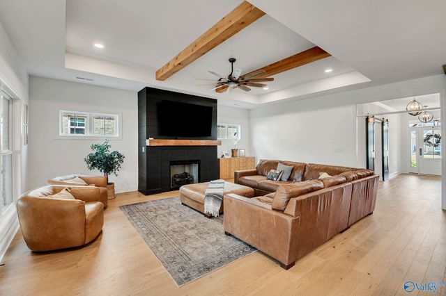 1904 Rosebury Lane SW, Huntsville, AL 35803