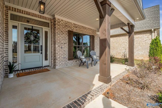 1904 Rosebury Lane SW, Huntsville, AL 35803