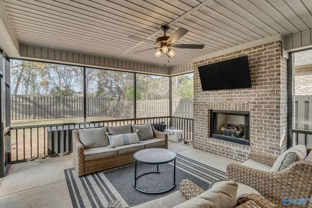 1904 Rosebury Lane SW, Huntsville, AL 35803